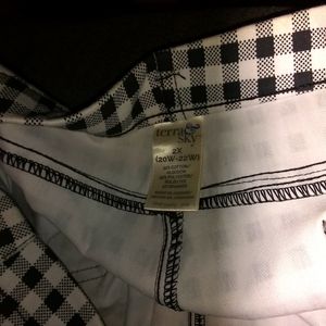 Terra & Skye Skinny Jeggings